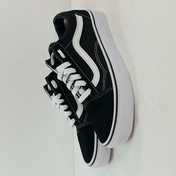Van's Kids Old Skool Low Top Black & White Sneakers size 3½ women's 5 - Picture 6 of 13